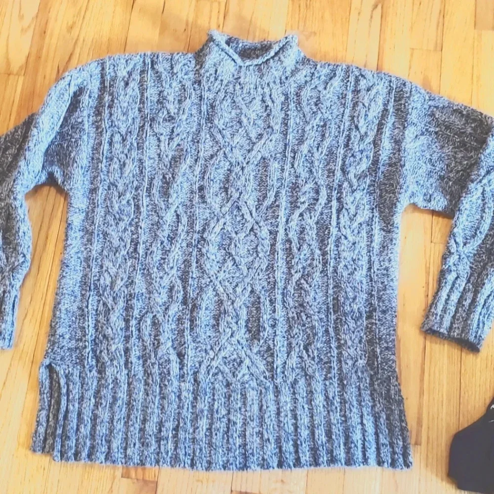 American Eagle Wool Blend Grey Sweater Mock neck Cable Knit Mens Large